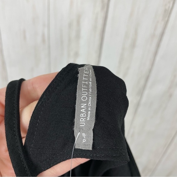 Urban Outfitters NWT little black dress with slit Small - Picture 13 of 14